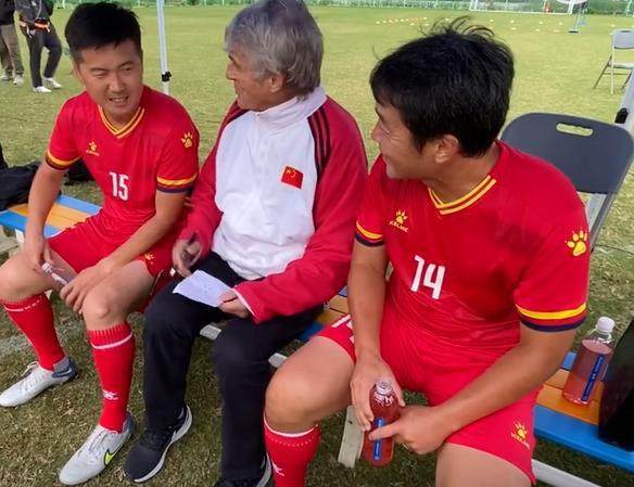 开云体育下载-日本的读报氛围:球队升级成功 全城传阅纪念特刊